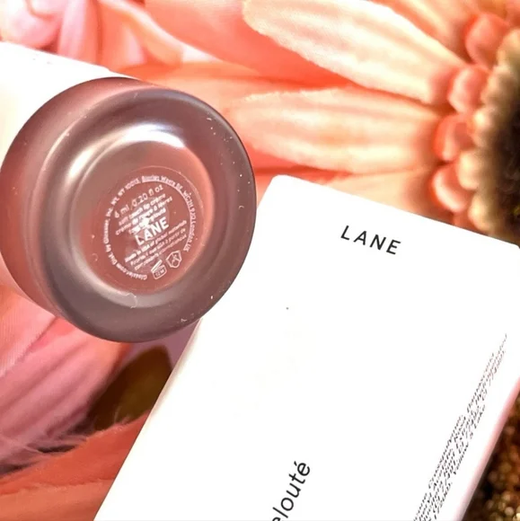 Glossier G Suit in LANE - Picture 3 of 4